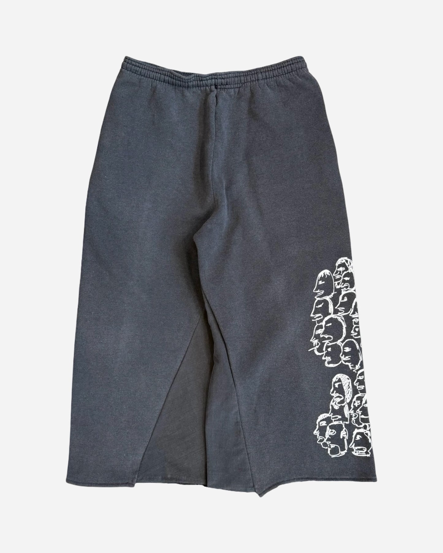 'Faces' Long Shorts